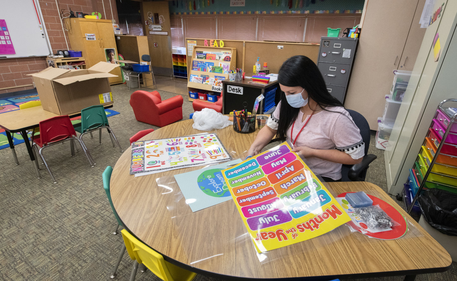 Teachers return to South Sioux City schools
